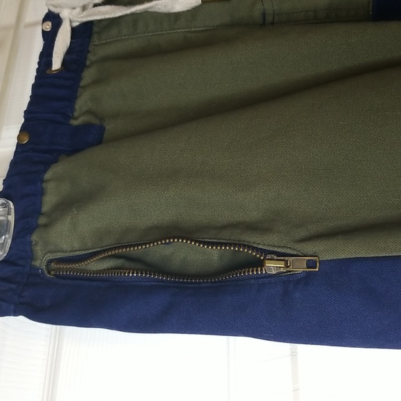 Blac Lacquer Pants - Picture 11 of 16